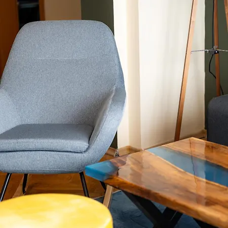 Apartamento 1 Minute Walk To Main Street Vitoshka, Ndk, Free Parking, 2 Bdr *