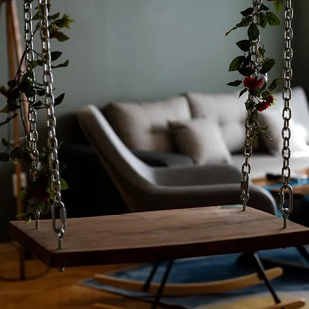 1 Minute Walk To Main Street Vitoshka, Ndk, Free Parking, 2 Bdr Sofía